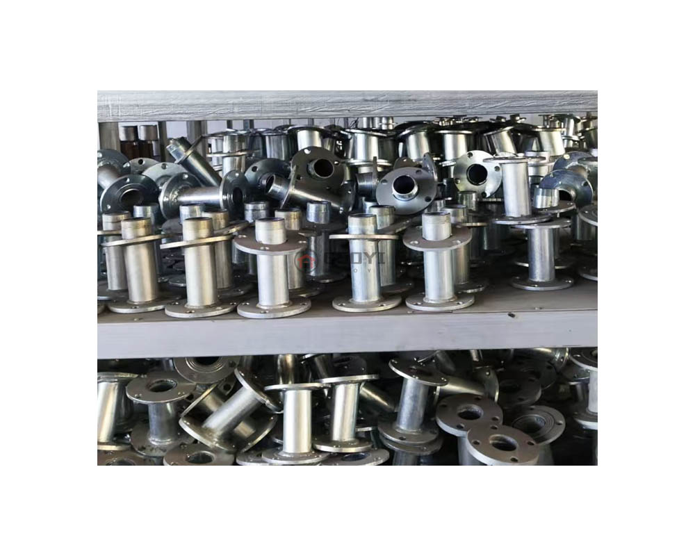 Water Tank Pipeline Flange Opening